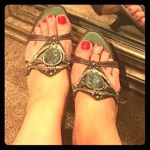 VICINI- Brown & Turquoise open toe heel